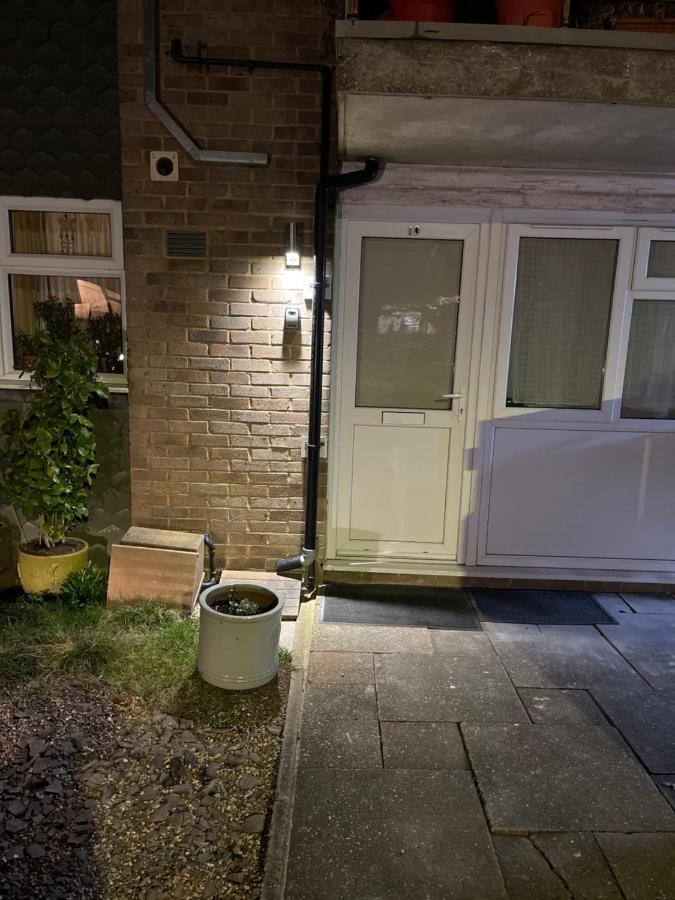 10 Boutique Studio Apartment Near Tube - Quiet Location Little Missenden Bagian luar foto